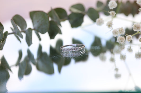 Half-band ring